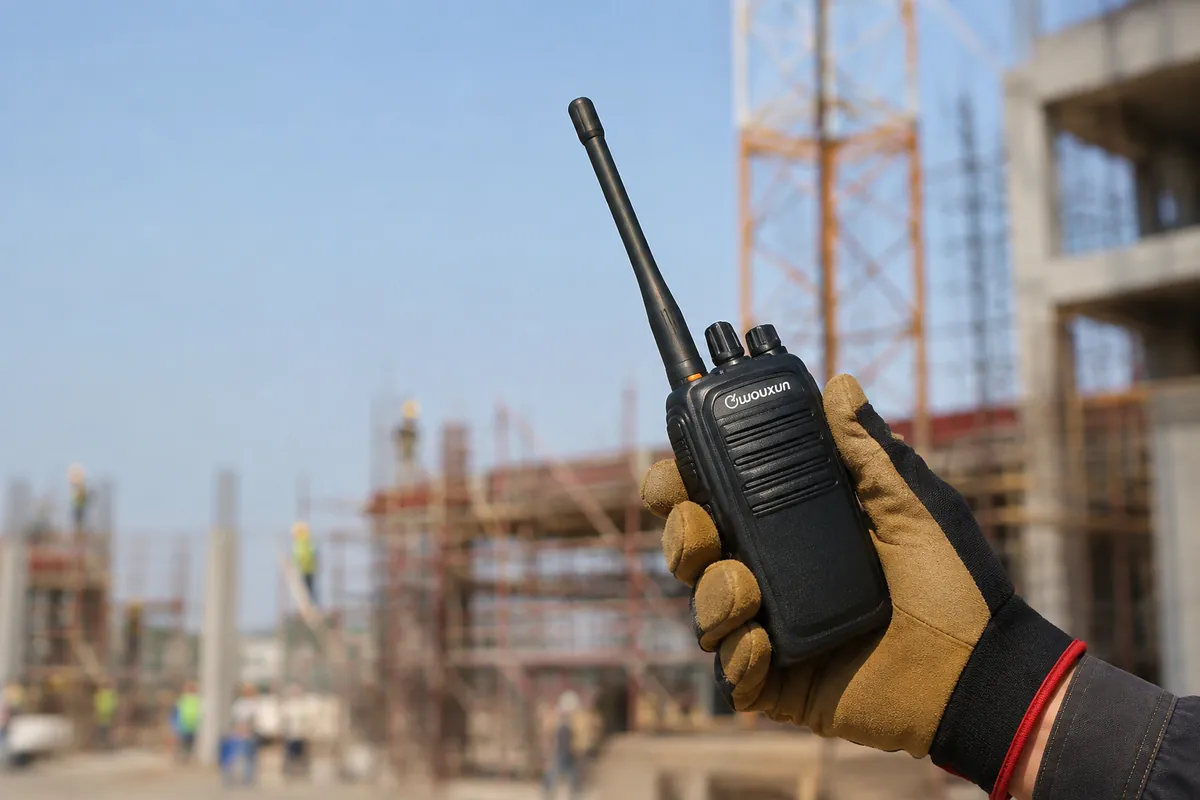 Radios y Comunicaciones